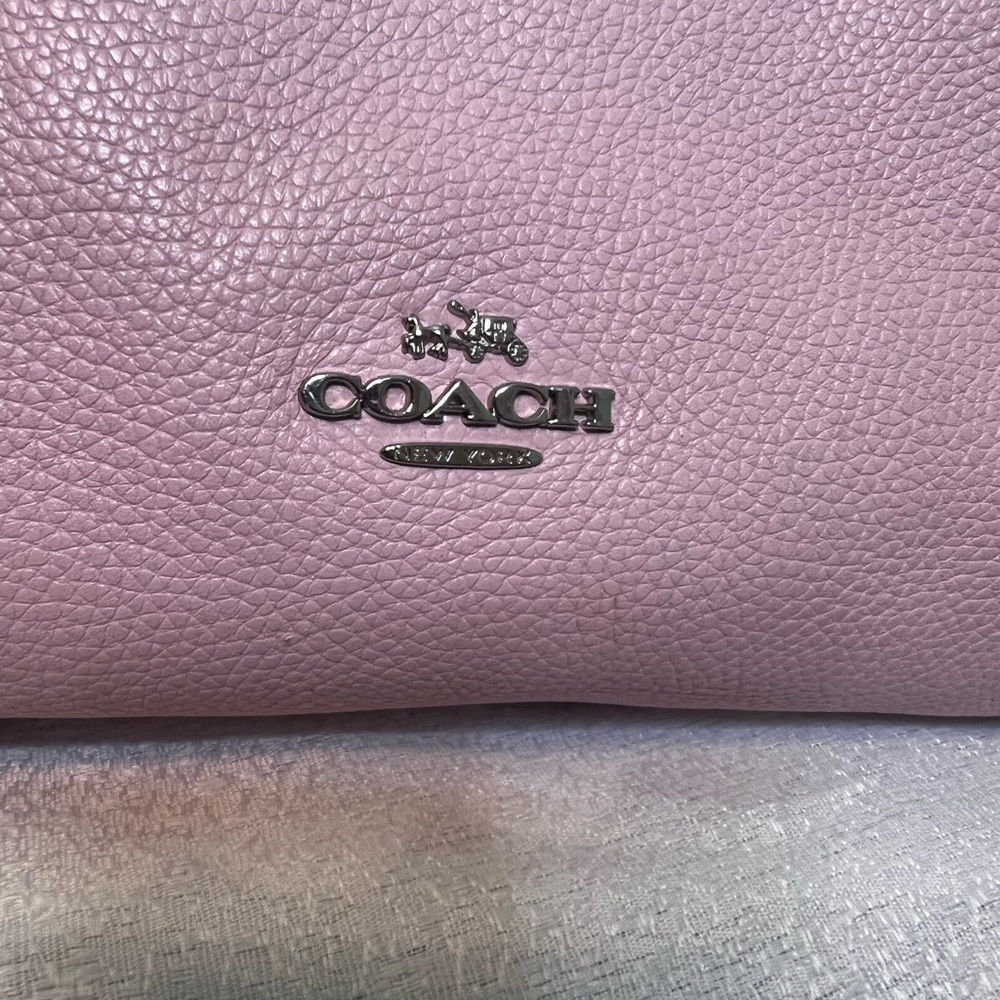 Pebble Leather Pink Coach Scout Hobo Bag/wallet for the price of the bag alone - Picture 9 of 16